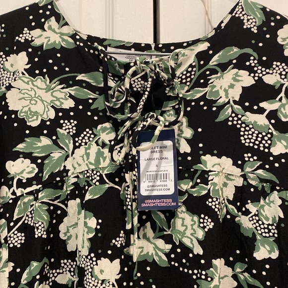 Smash+ Tess Ruffled Mini Dress - Picture 5 of 9